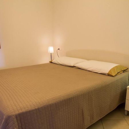 Gf Apartments La Vigna Badesi Luaran gambar
