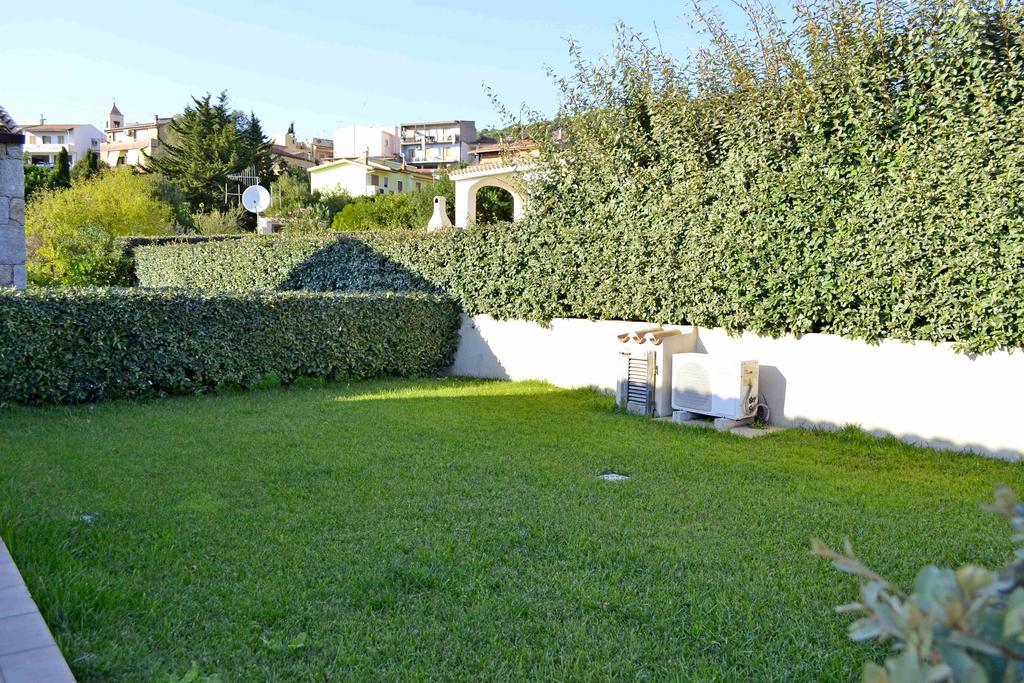 Gf Apartments La Vigna Badesi Luaran gambar