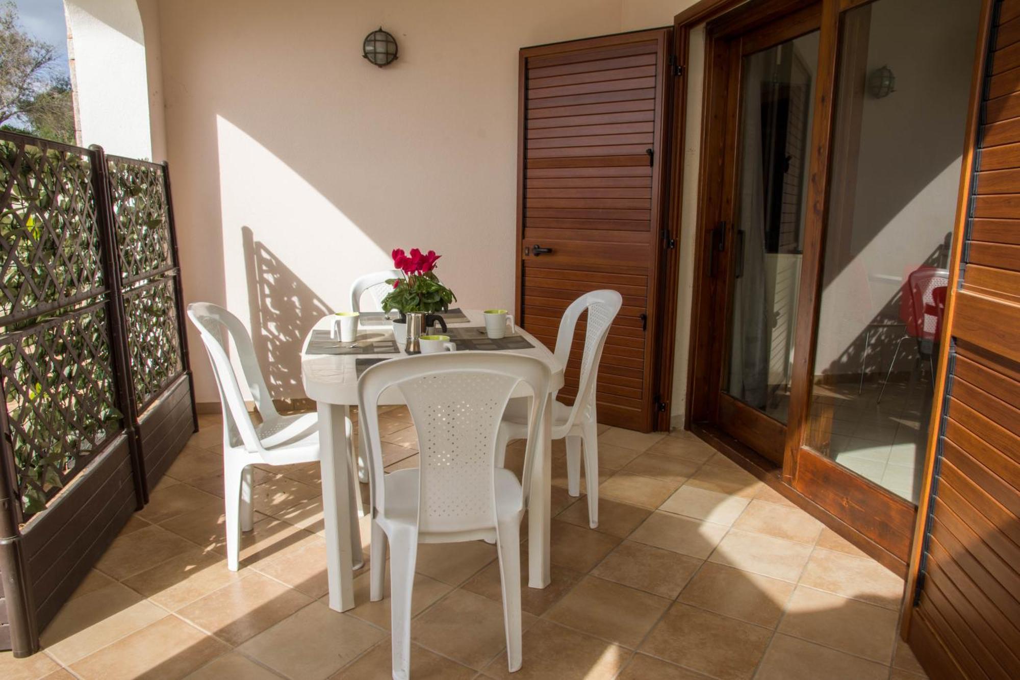 Gf Apartments La Vigna Badesi Luaran gambar