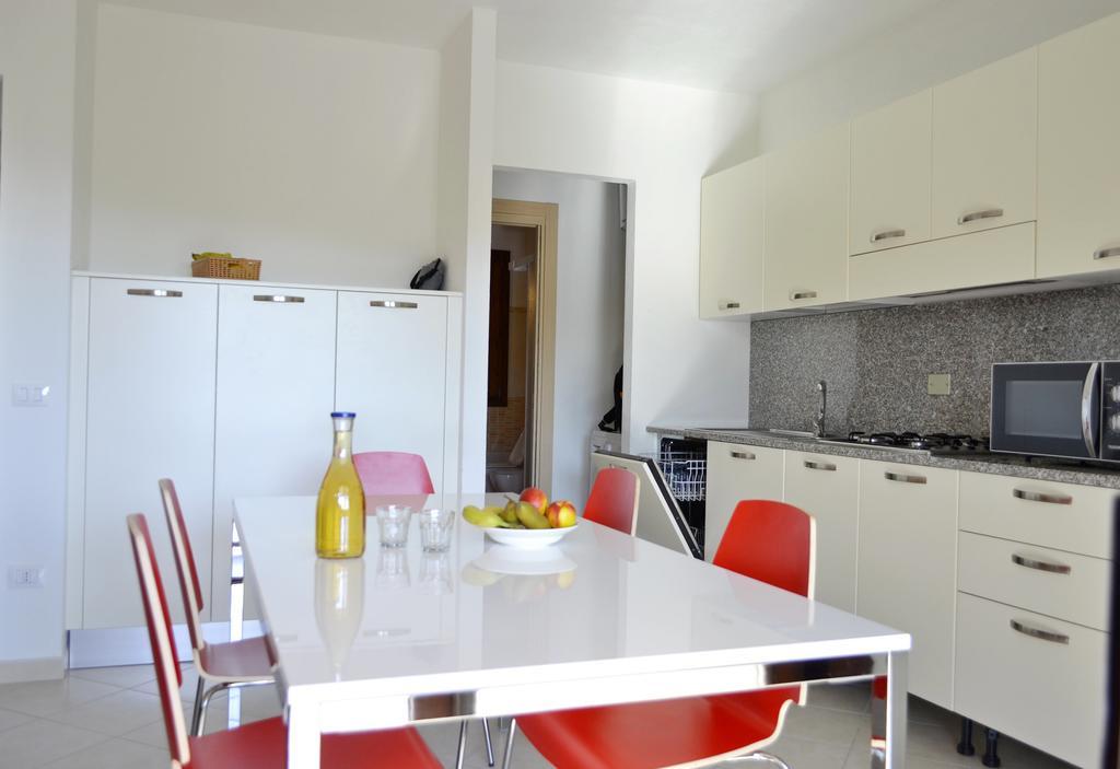 Gf Apartments La Vigna Badesi Bilik gambar