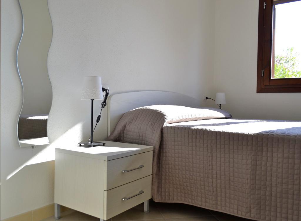 Gf Apartments La Vigna Badesi Bilik gambar