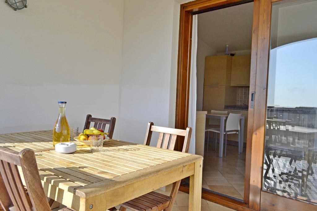 Gf Apartments La Vigna Badesi Bilik gambar