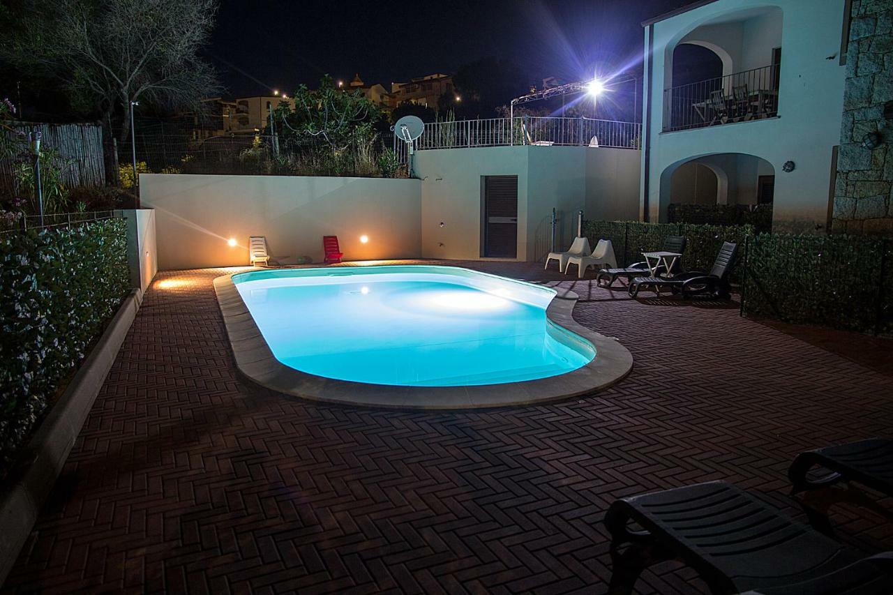 Gf Apartments La Vigna Badesi Luaran gambar